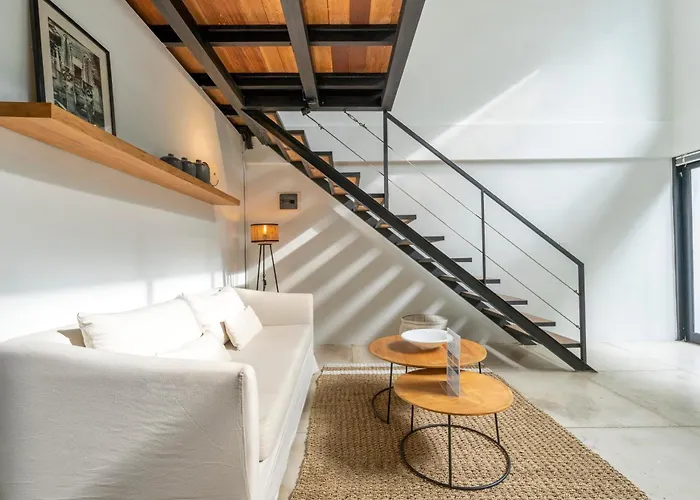 Serene And Tranquil Loft By Goro アパート